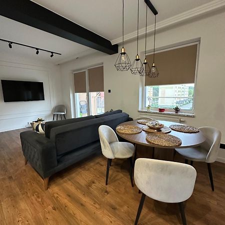 Katerina - Mona Luxury Apartments Lębork Buitenkant foto